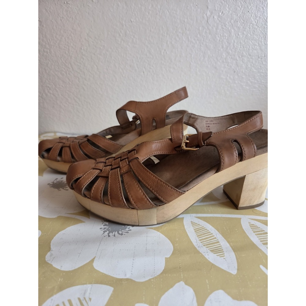 Earth Cerros Wooden Look Platform Sandals 9.5 Brown Leather Woven Upper